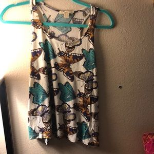 Flowy cream  Forever 21 butterfly Top